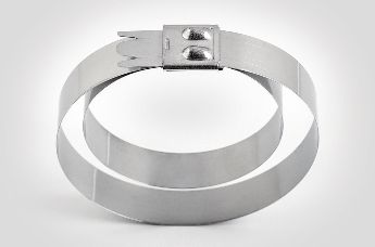 HellermannTyton offers various stainless steel cable ties: particularly popular on ships, in tunnels, mines and in the petrochemical industry.
