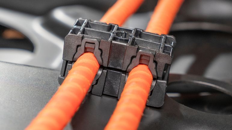 High Voltage Cable Clips