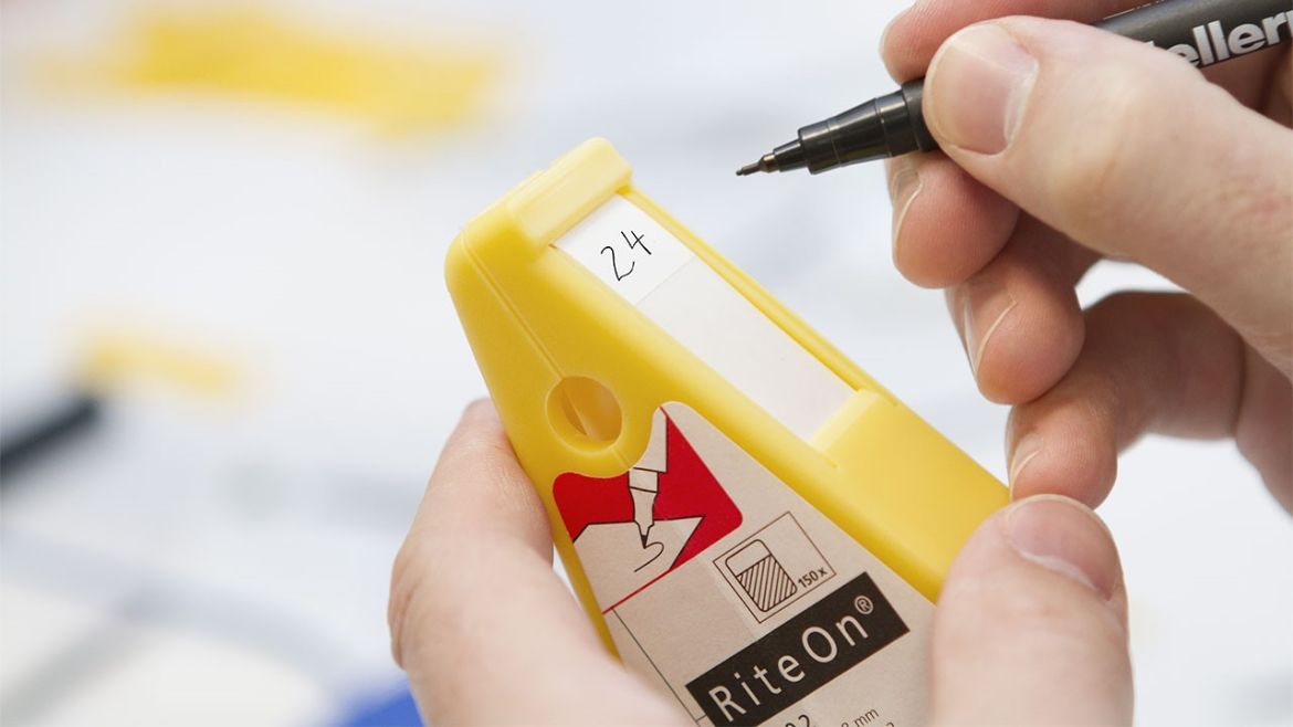 Escrevendo no rótulo RiteOn