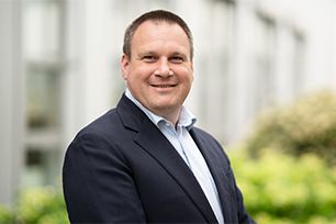 Predsednik skupine HellermannTyton Andrew Leyland