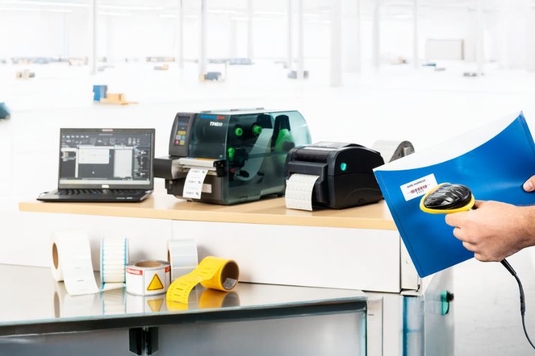 Identification and labelling for traceability in the aerospace and defence industry