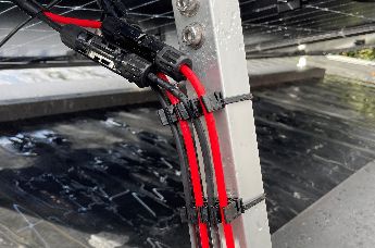 Multiple routing in solar installations