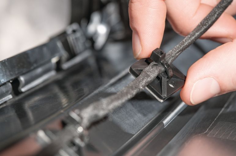 Rigid and reliable cable tie mounts that will not flex under load