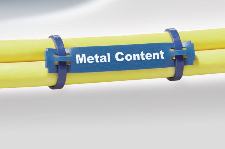 Metal dectectable identification tags for cable bundles