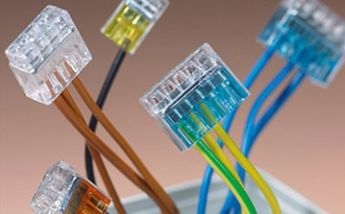 Conectores de cable a presión HelaCon