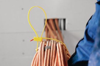 SpeedyTie: újrafelhasználható kábelkötegelő