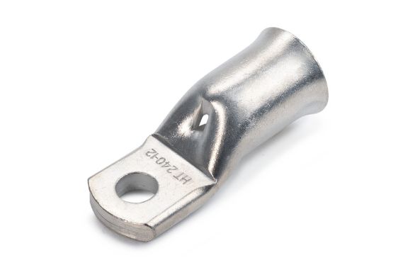 Circuit breaker cable lug
