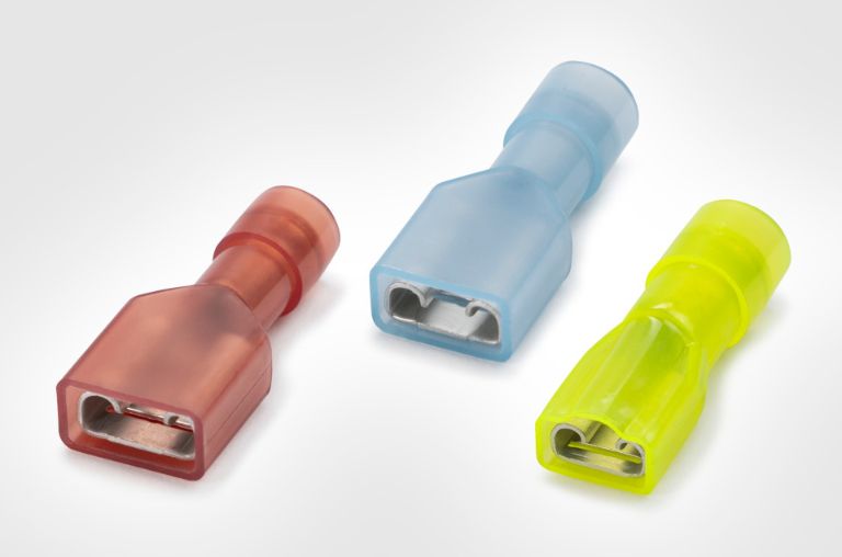 Colour-coded sizes for easy identification: red, blue and yellow