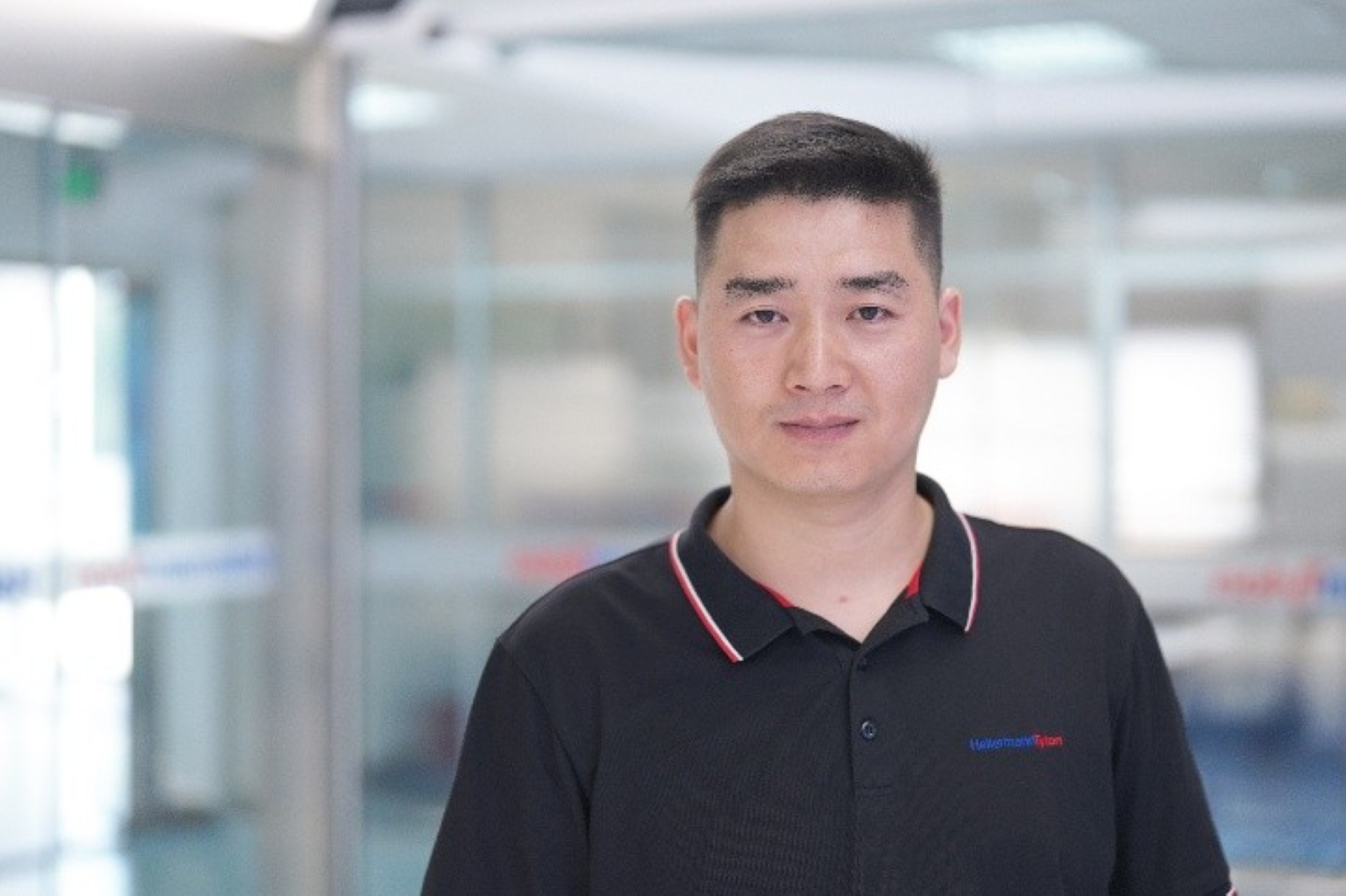 冯泽喜，生产组长，中国无锡