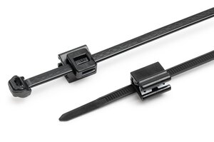 Kabelbinder (PP) mit Anti-Rutsch-Gravur, montiert mit EdgeClip für die seitliche Kabelführung.