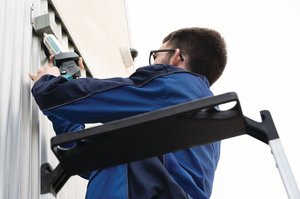 Particulary suitable for use in overhead installations and in damp or humid enviroments.