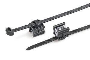 Kabelbinder (PP) mit Anti-Rutsch-Gravur, montiert mit EdgeClip für die seitliche Kabelführung.