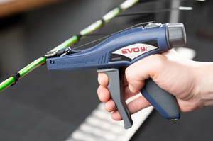 EVO9i Verarbeitungswerkzeug für Kunststoffkabelbinder.