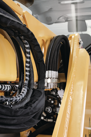 Helagaine HEGWS: The ideal protective sleeve for hydraulic hoses.