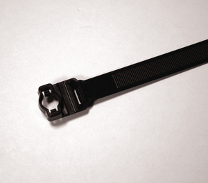 Elastyczny zawias pomiędzy mocowaniem a główką taśmy opaski zapewnia doskonałe trzymanie..