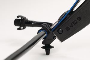 Soft Grip Cable Tie assembled with Soft Grip Mount for holes (arrowhead) and the application tool EVO9 SG.