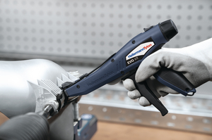 Facile applicazione delle fascette con l'utensile EVO KR.