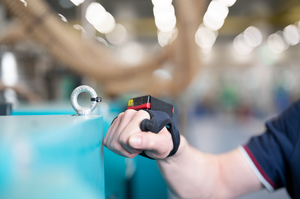 T50RFID - bezdotykowa transmisja danych z wykorzystaniem technologii RFID.