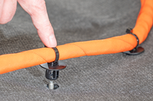 Ergonomic design enables easy application with the index finger and secure bundling of cable diameters starting at just 1.0 mm — ideal for high-volume, worker-friendly workflows.