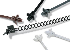 La gamma di fascette di cablaggio con ancoraggio a freccia è disponibile per pannelli di vari spessori e fori di vari diametri.