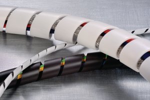 Spiral TUbe: organizador de cables disponible en varios diámetros.