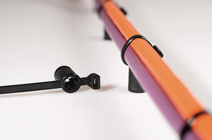 The T50SSBS5OT-E / T50SSBS6OT-E allows very precise routing of cable bundles.