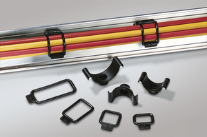 Dwuczęściowe obejmy mocujące Cradle Clamp.