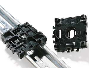 DINBLOK3 onto mounting rail DELTA3AF.