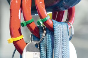 T-Series cable ties – ideally suited for colour coding.