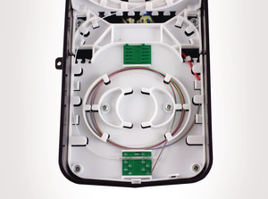 Fibre Facade Box (showing fibre tray and 3A splice protectors)