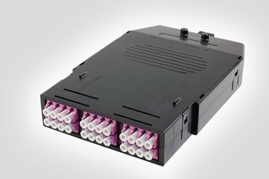 RapidNet 8 Fibre LC Cassette with 1 MTP Connector on Rear