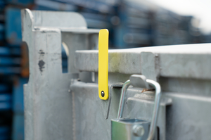 FLEXTAG - Tag RFID UHF per l'identificazione di oggetti e luoghi all'interno e all'esterno grazie al suo design robusto e flessibile.