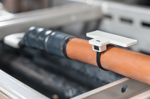 Opaska kablowa RFID ze zintegrowanym transponderem UHF do monitorowania RFID.